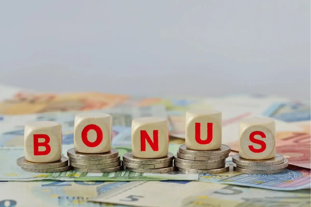 È il momento migliore per rinnovare la domanda: bonus energia in arrivo per gli over 65 È il momento migliore per rinnovare la domanda: bonus energia in arrivo per gli over 65