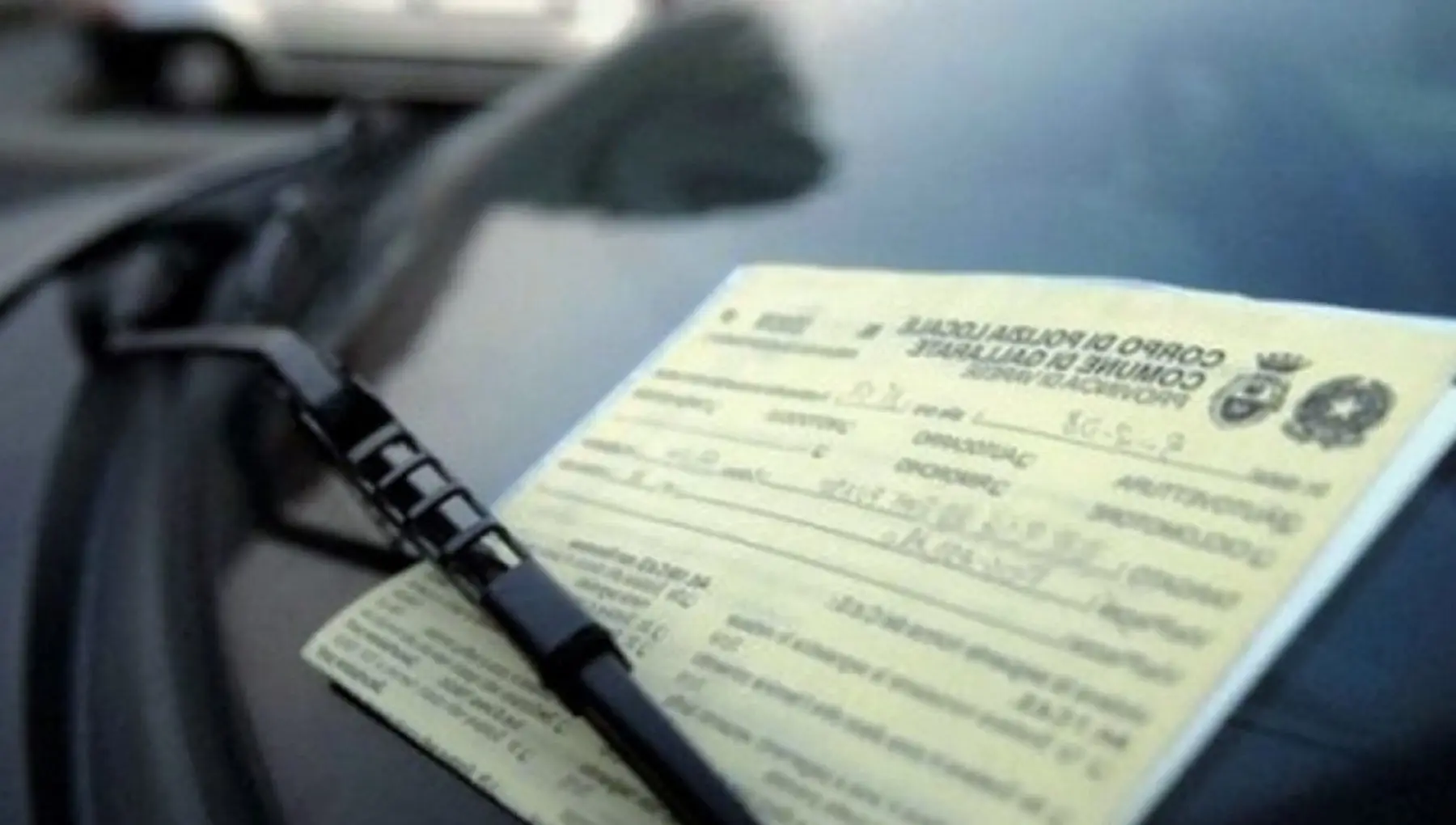 Patente e multe: cosa cambia con i nuovi punteggi e come evitarli al prossimo controllo Patente e multe: cosa cambia con i nuovi punteggi e come evitarli al prossimo controllo